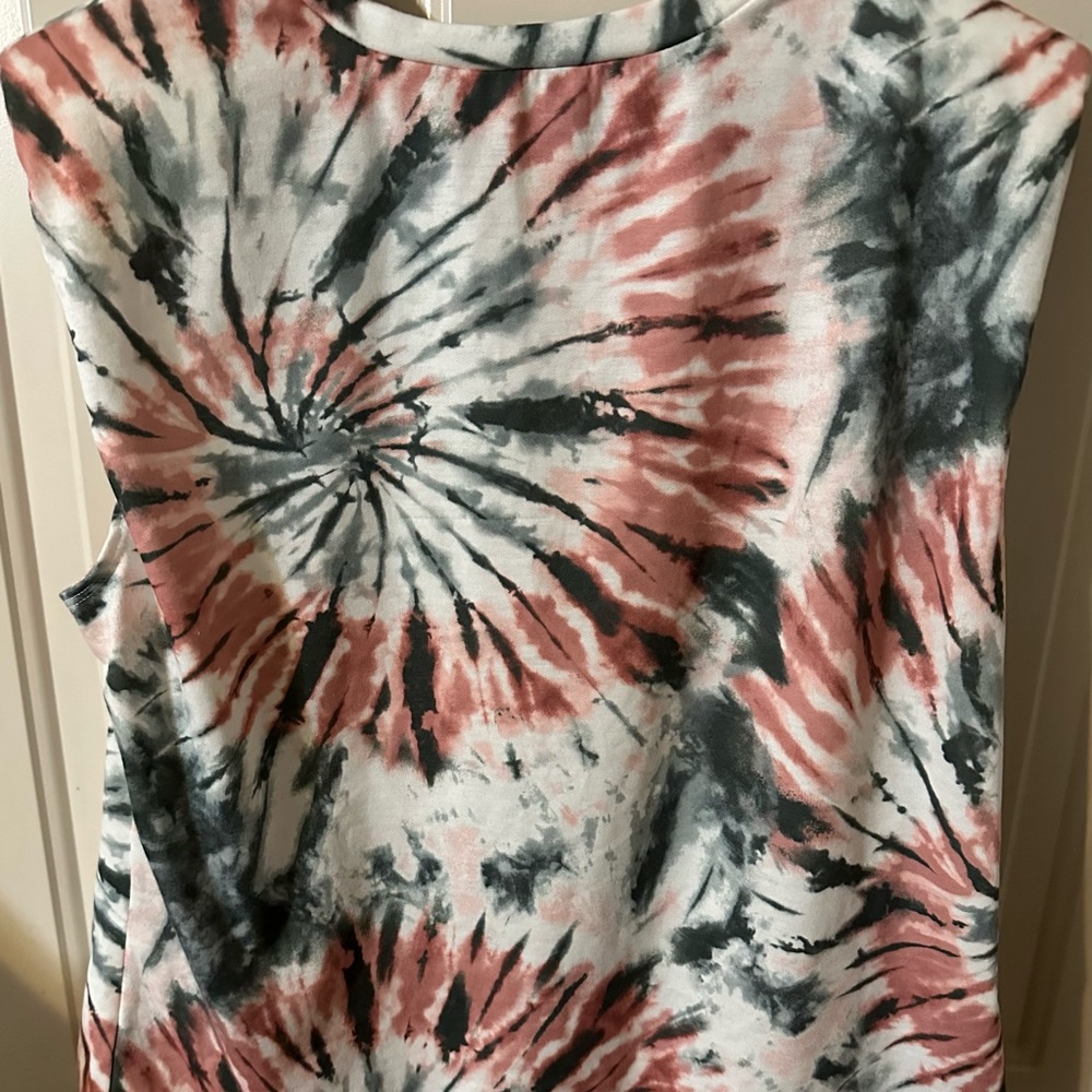 BCX. Tye dye sleeveless shirt - Picture 2 of 4